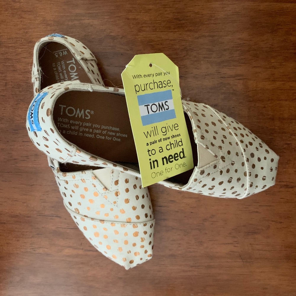 Toms shoes